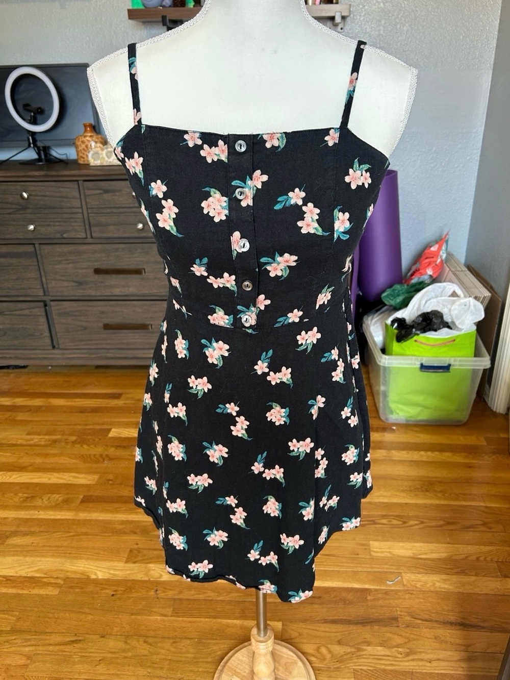 Hollister Black & Pink Floral Mini Dress w Ruched Black & Spaghetti Straps Sz XS
